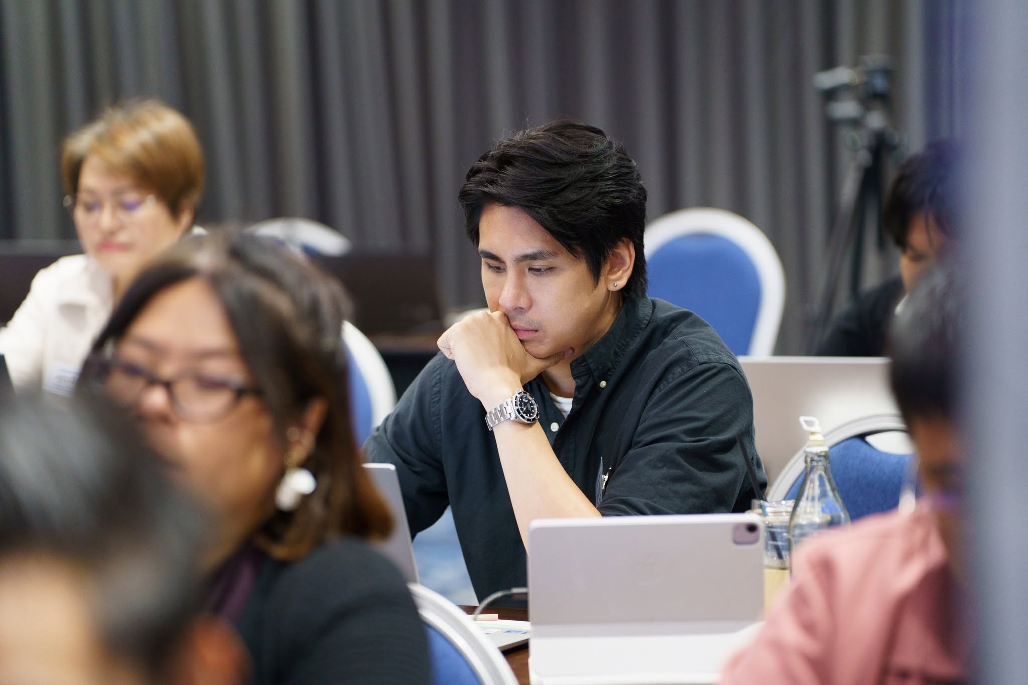 AI FOR CEO — The Executive Masterclass — AI for CEO / Executive AI Adoption ภาพที่ 4