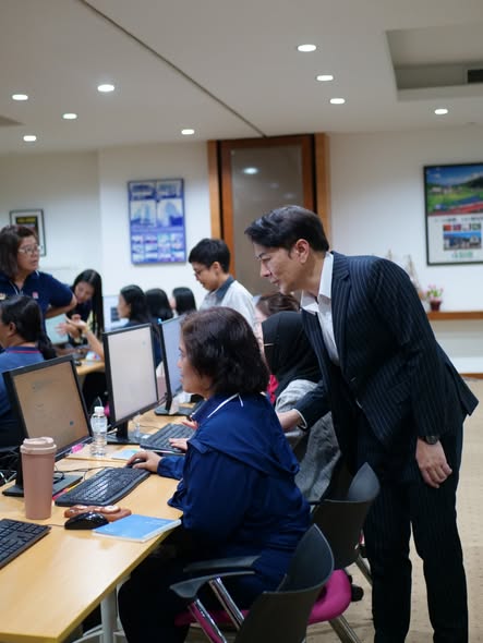 บริษัท อมฤต แอนด์ แอสโซซิเอทส์ จำกัด — AI for Business Productivity ภาพที่ 3