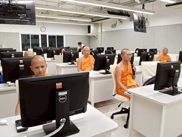 นำเทคโนโลยีสู่การเผยแผ่พระพุทธศาสนา — AI for Buddhist Outreach & Digital Media ภาพที่ 1