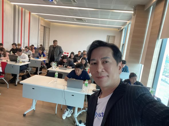 บริษัท พนาพัฒน์ เฮลท์แคร์ จำกัด — In-house AI Training ภาพที่ 3